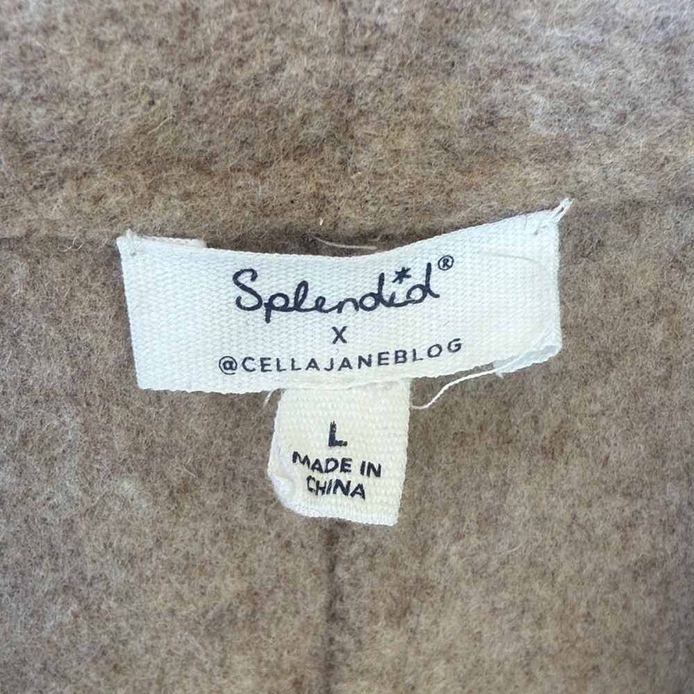 Splendid x @Cellajaneblog Icon Coat - Picture 2 of 8